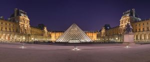 800px-Louvre_Museum_Wikimedia_Commons