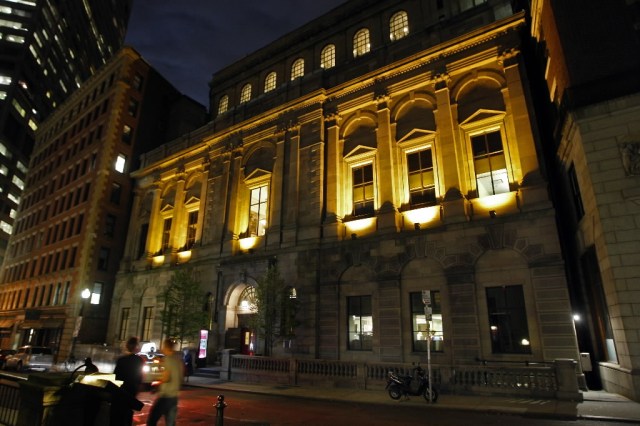 Boston_Athenaeum_012511