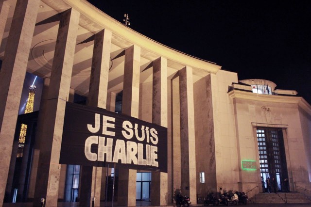 1 - La France Kiss _JE SUIS CHARLIE_, mural by AndreÌ, Lek & Sowat, Cokney, AleÌˆxone, Arnaud Liard, Hugo Vitrani, Jean Charles de Castelbajac and Felipe