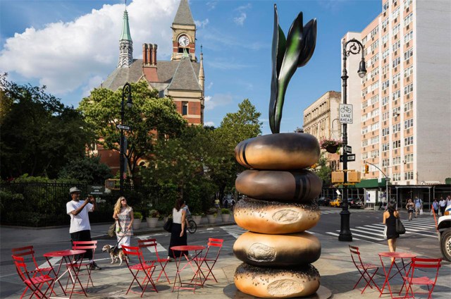 hanna-linden-everything-bagel-sculptures-new-york-designboom-02