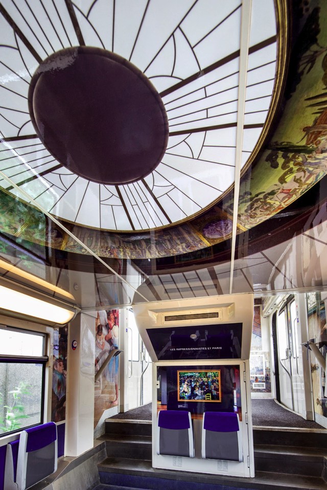 impressionist-art-public-trains-france-designboom-014