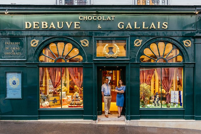 paris-re-tale-pixartprinting-shop-signs-sebastian-erras-designboom-09