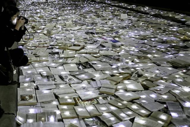 literature-vs-traffic-12