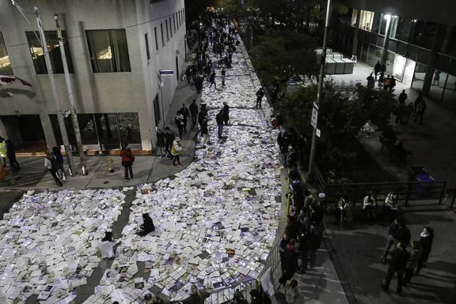 literature-vs-traffic-15