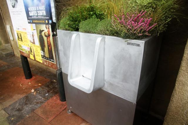 3067897-slide-3-paris-solution-to-public-urination-turning-pee-into-compost